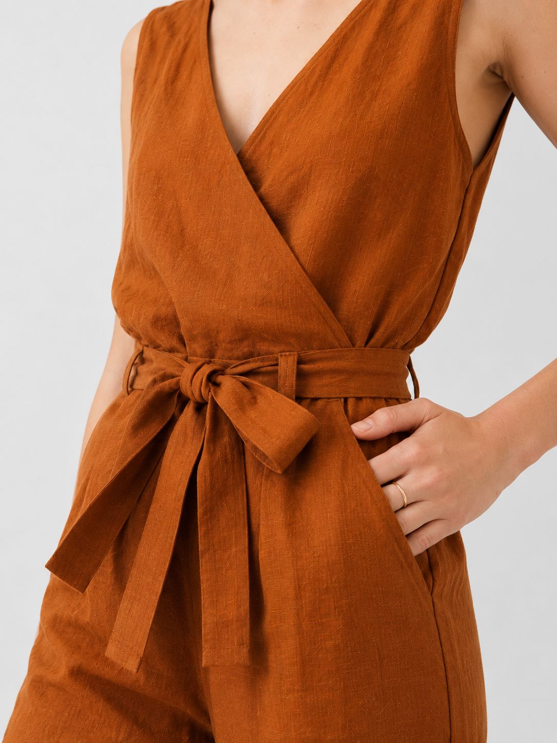 OCHRE Jumpsuit
Crossing Seasons